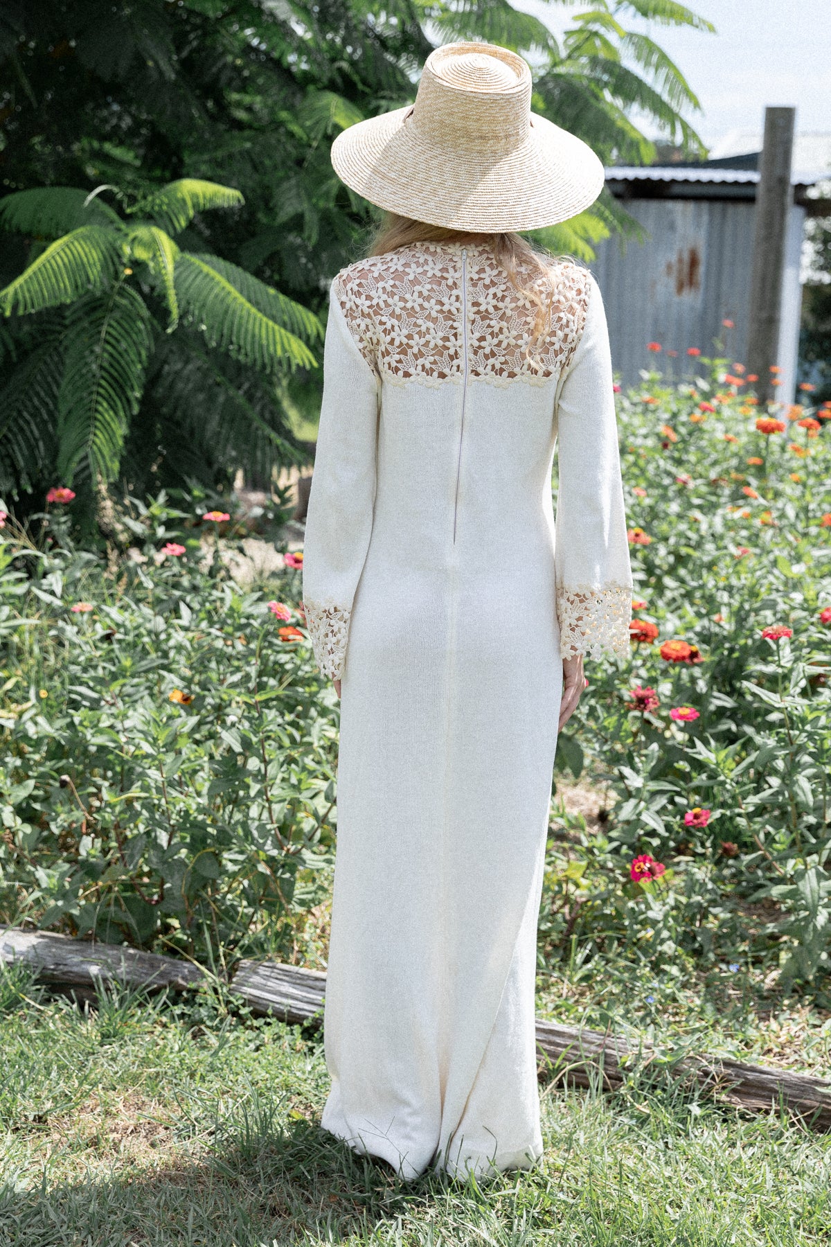 VINTAGE 1970's Ivory Flower Lace Maxi KNit Dress S/M/L