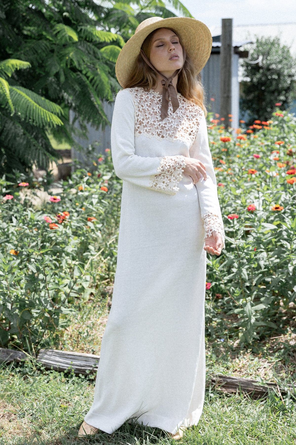 VINTAGE 1970's Ivory Flower Lace Maxi KNit Dress S/M/L