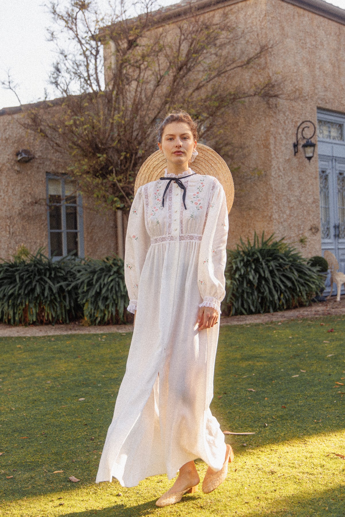 VINTAGE 1940's White Button Down Satin Nightgown Maxi Dress/Robe With Flower Embroidery S/M