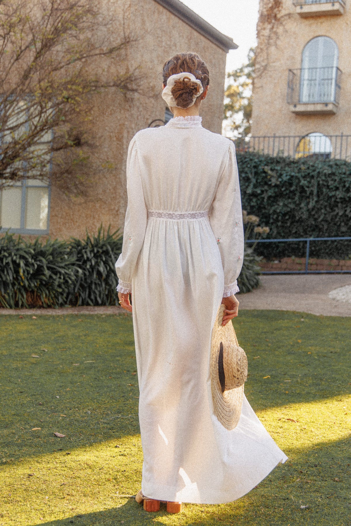VINTAGE 1940's White Button Down Satin Nightgown Maxi Dress/Robe With Flower Embroidery S/M
