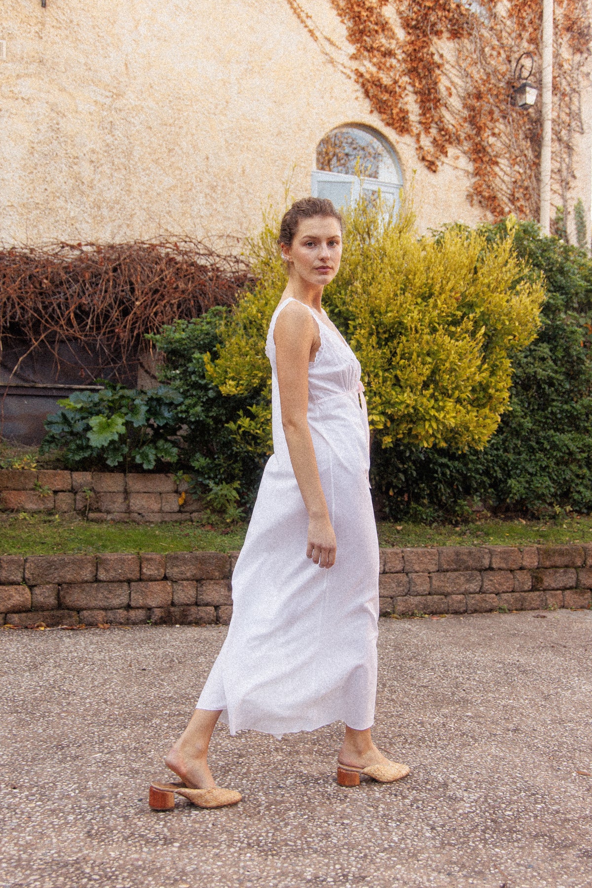 VINTAGE White Cotton Embroidered Maxi Nightgown Dress With Pink Bow S/M