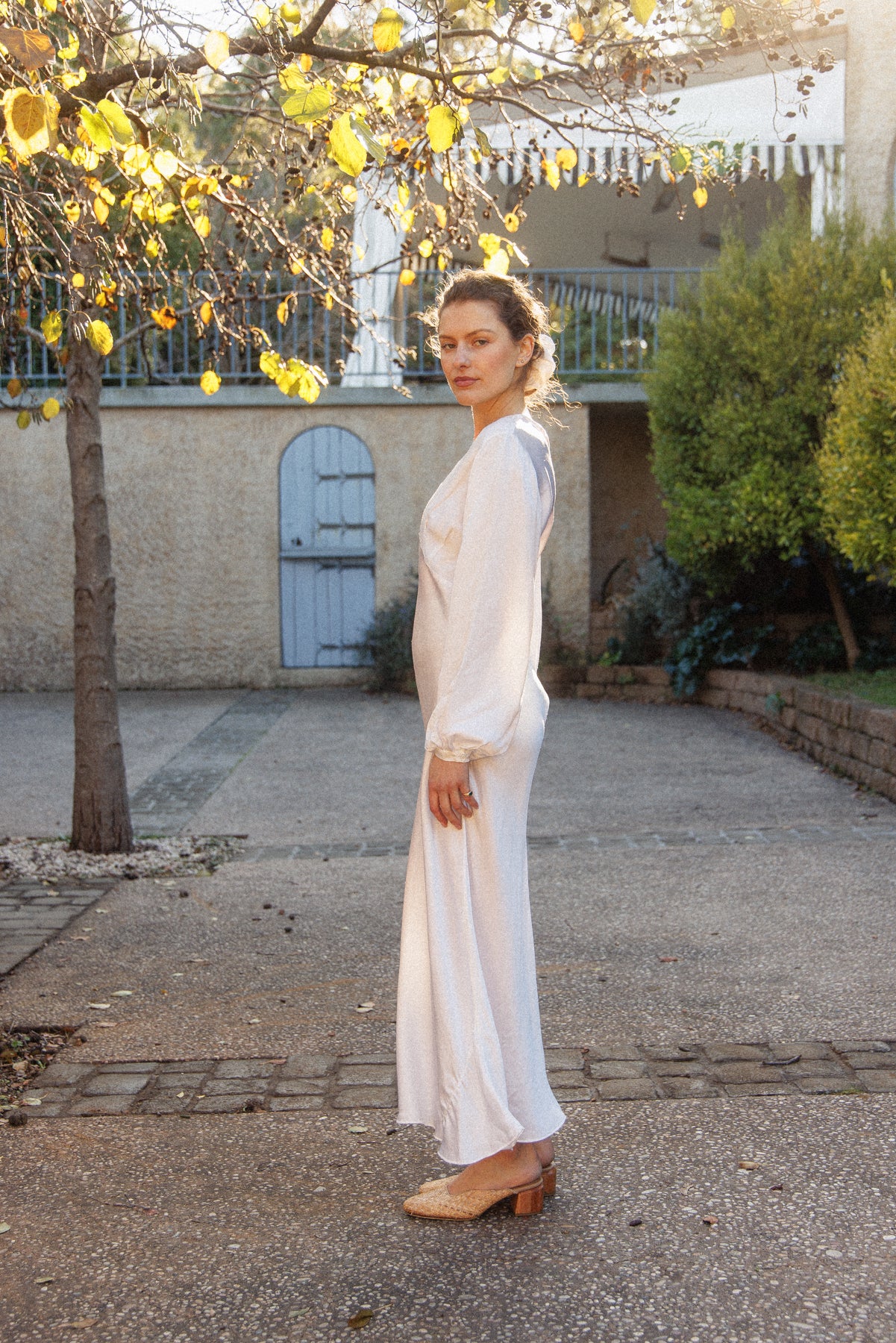 VINTAGE 1940's Ivory Long Sleeve Bias Cut Nightgown S/M