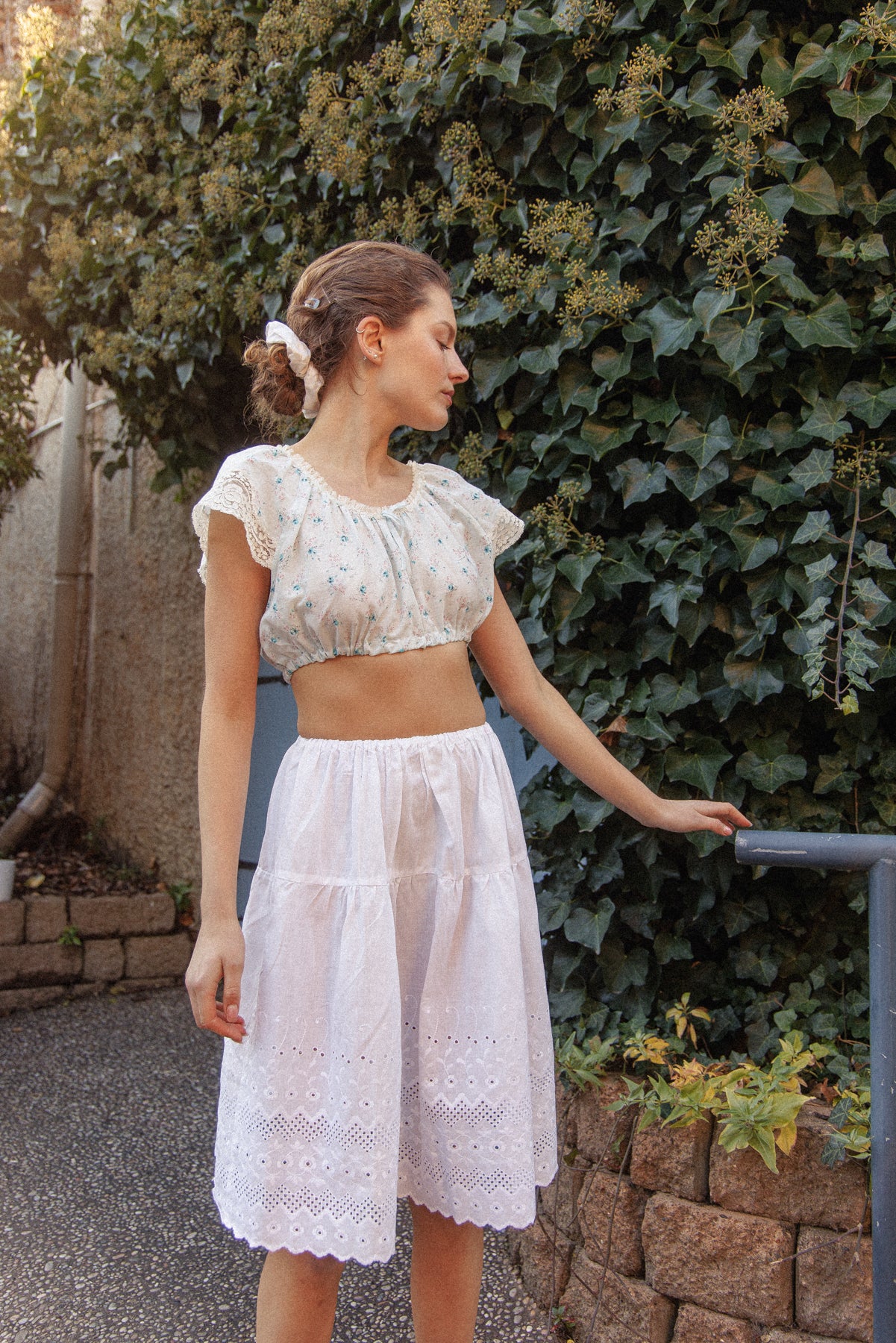 VINTAGE Reworked Blue Floral Cropped Cami XS/S