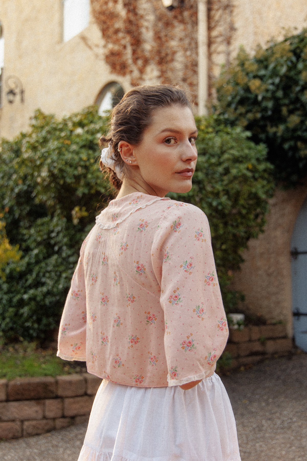 VINTAGE 1940's Floral Pink Bed Jacket S