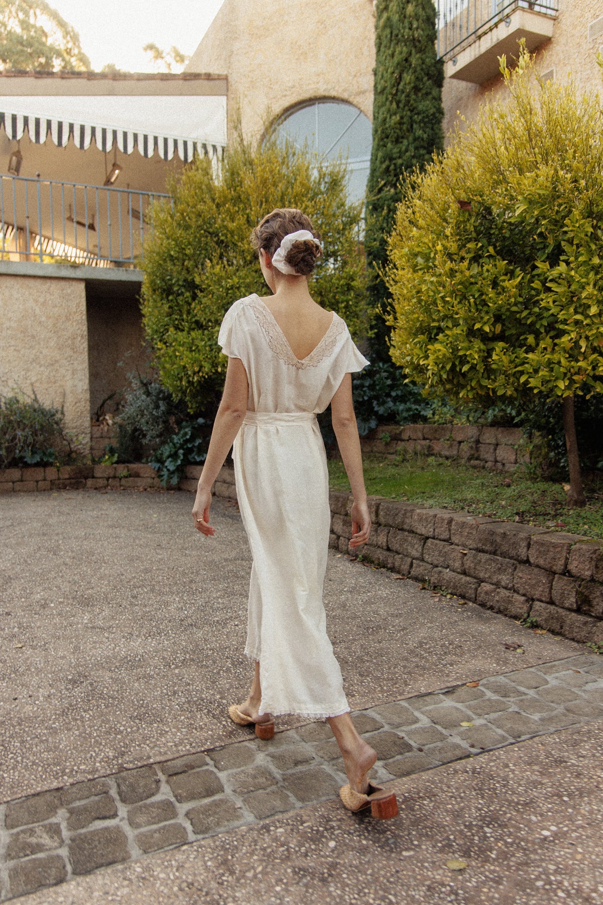 VINTAGE 1930's Ivory Silk Brocade Nightgown Dress M/L