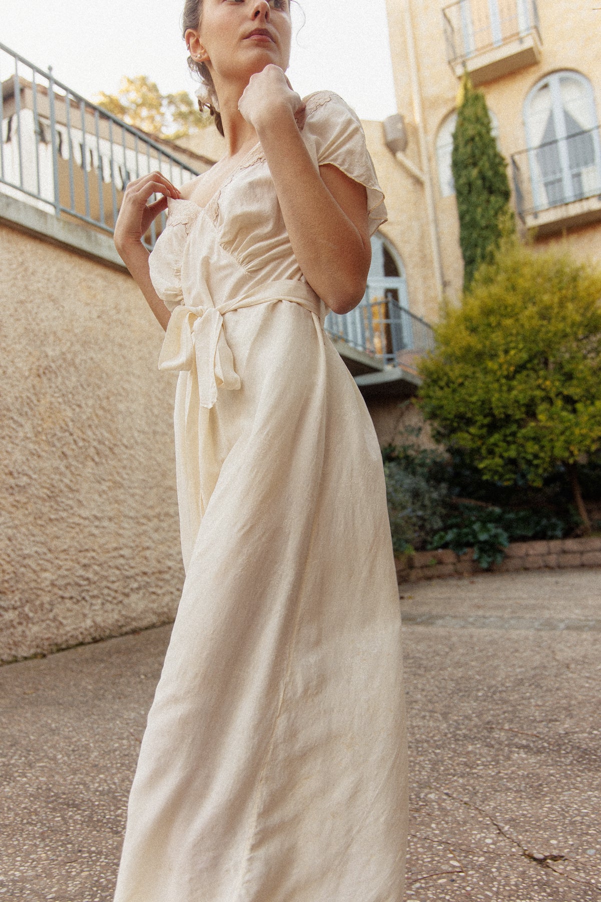 VINTAGE 1930's Ivory Silk Brocade Nightgown Dress M/L