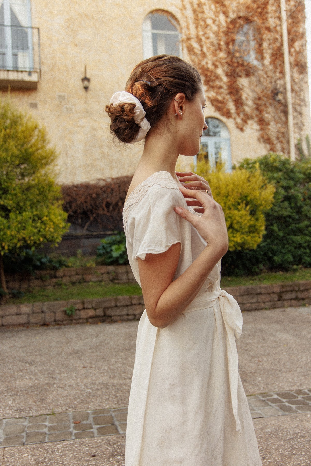 VINTAGE 1930's Ivory Silk Brocade Nightgown Dress M/L