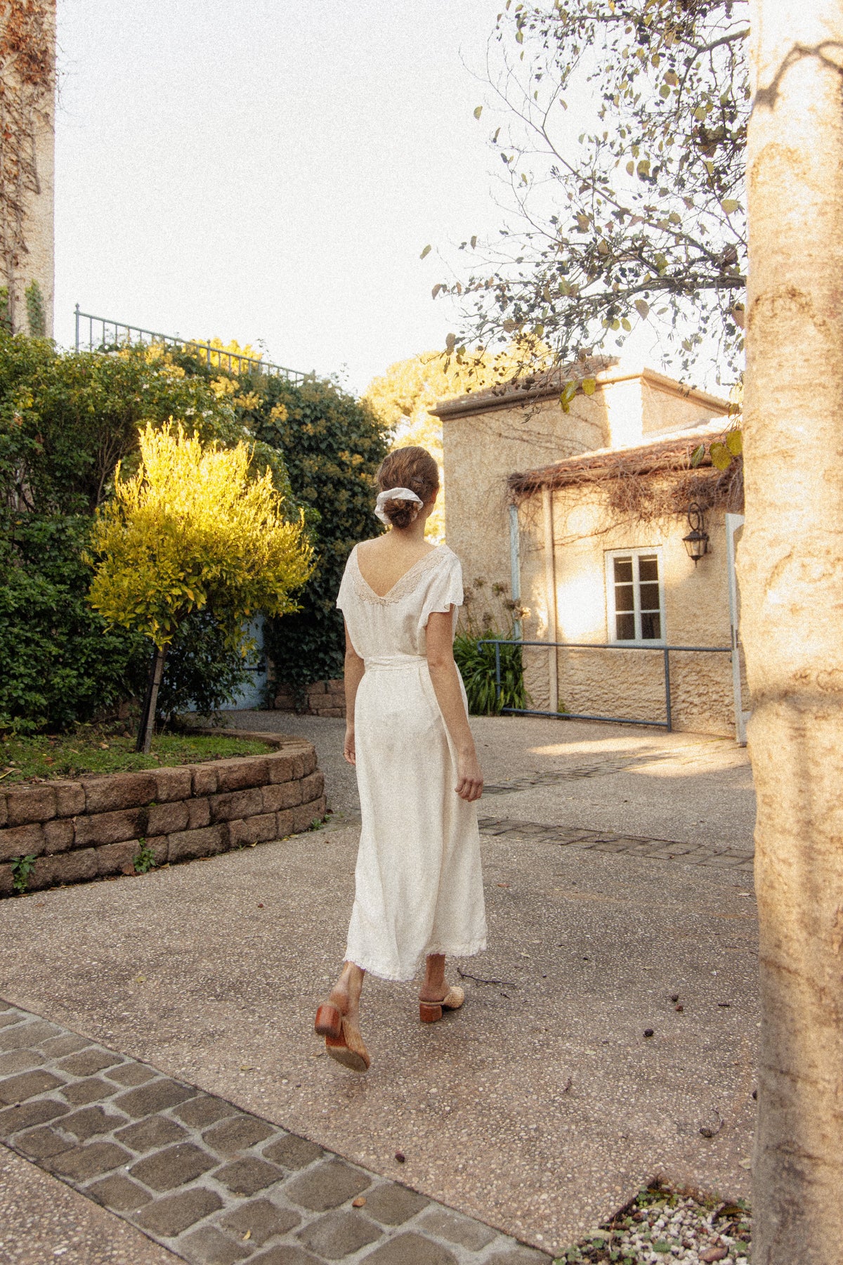 VINTAGE 1930's Ivory Silk Brocade Nightgown Dress M/L