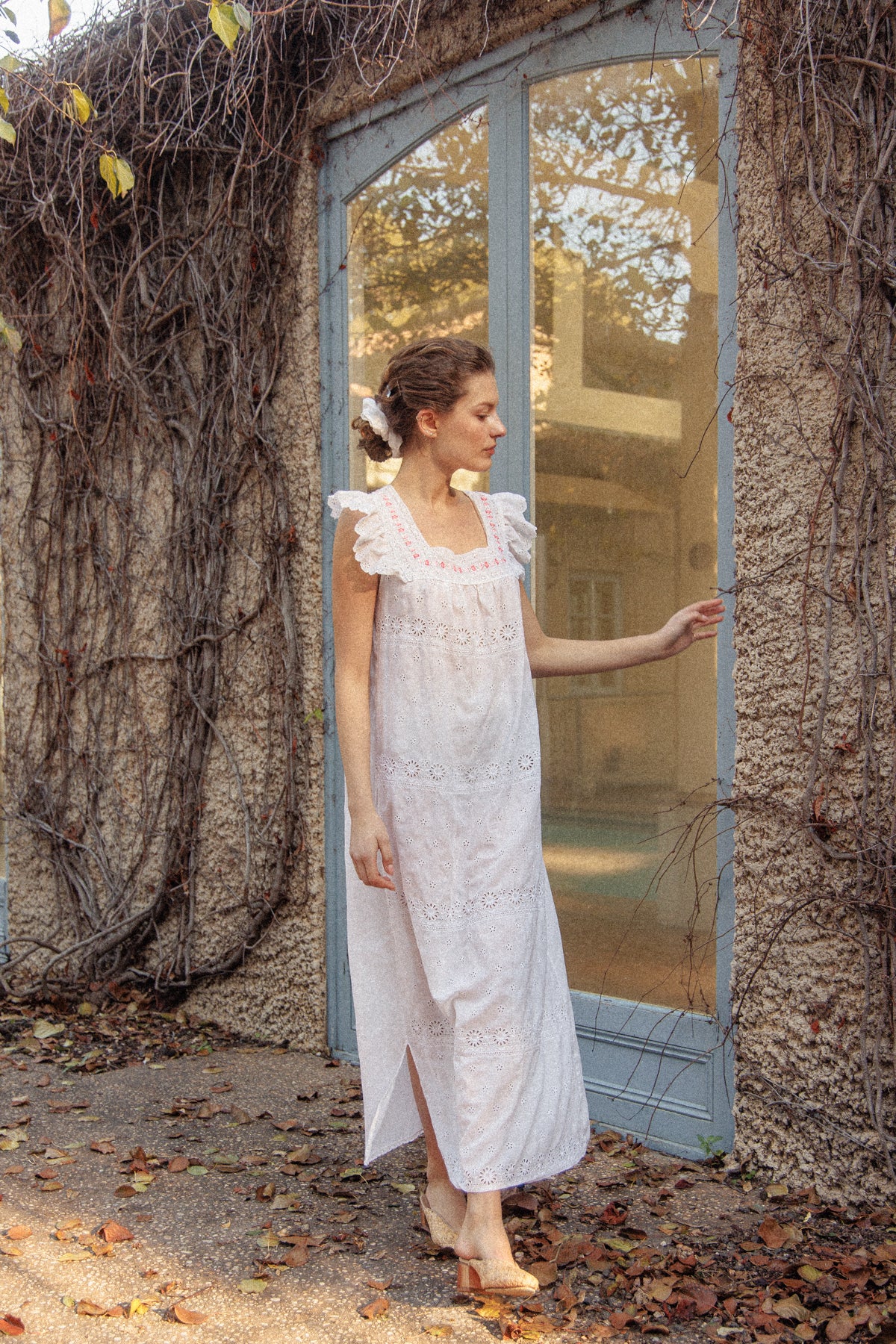VINTAGE 1960's White Broderie Anglainse Maxi Dress With Floral Embroidery S/M