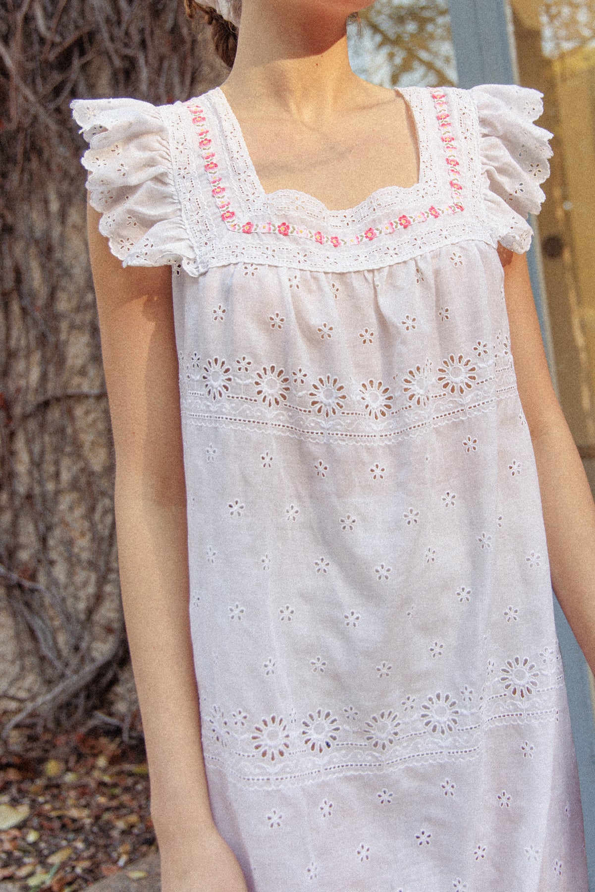 VINTAGE 1960's White Broderie Anglainse Maxi Dress With Floral Embroidery S/M