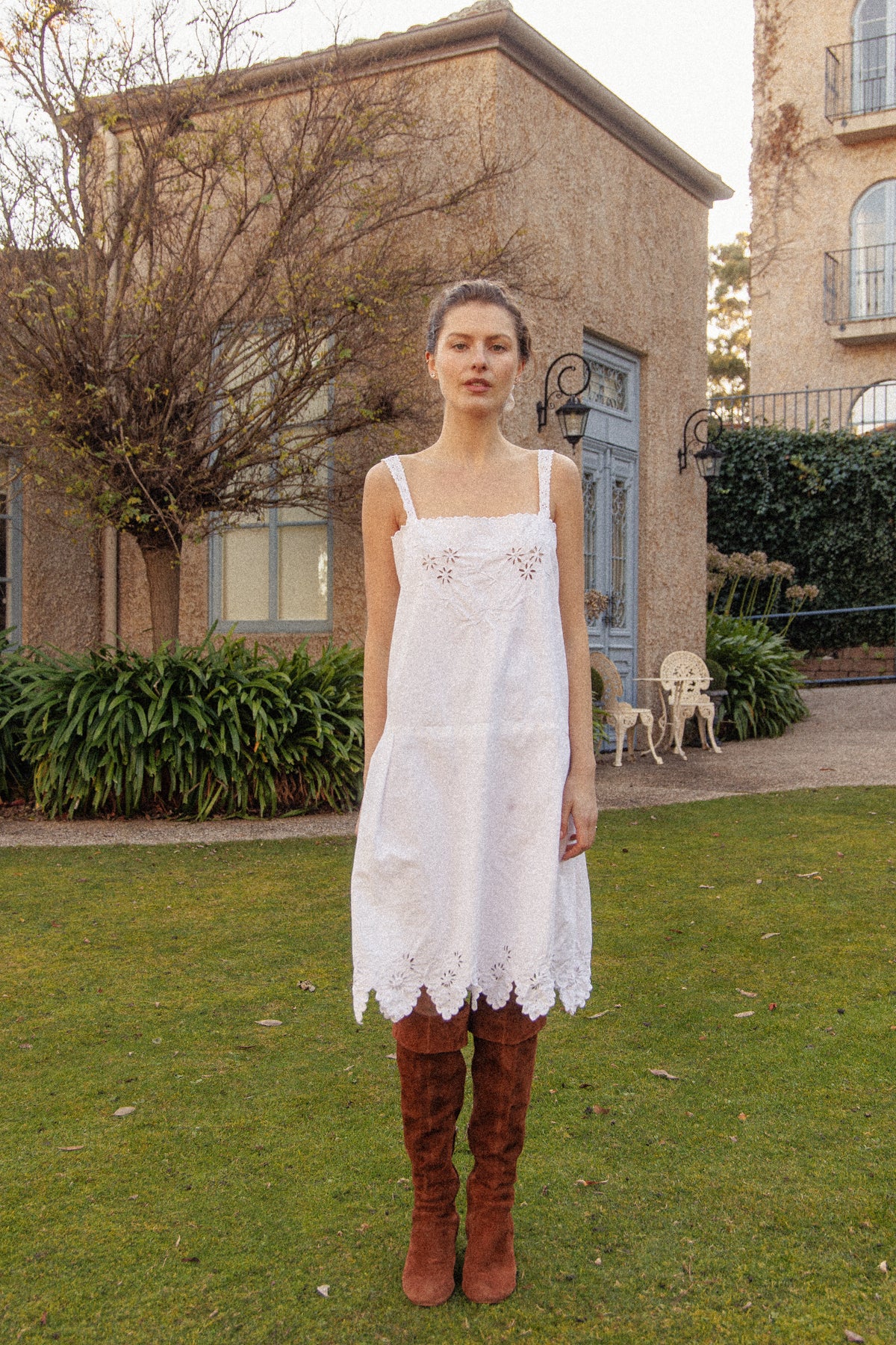 VINTAGE 1900's Edwardian Antique Scalloped Hem Cotton Mini Dress L