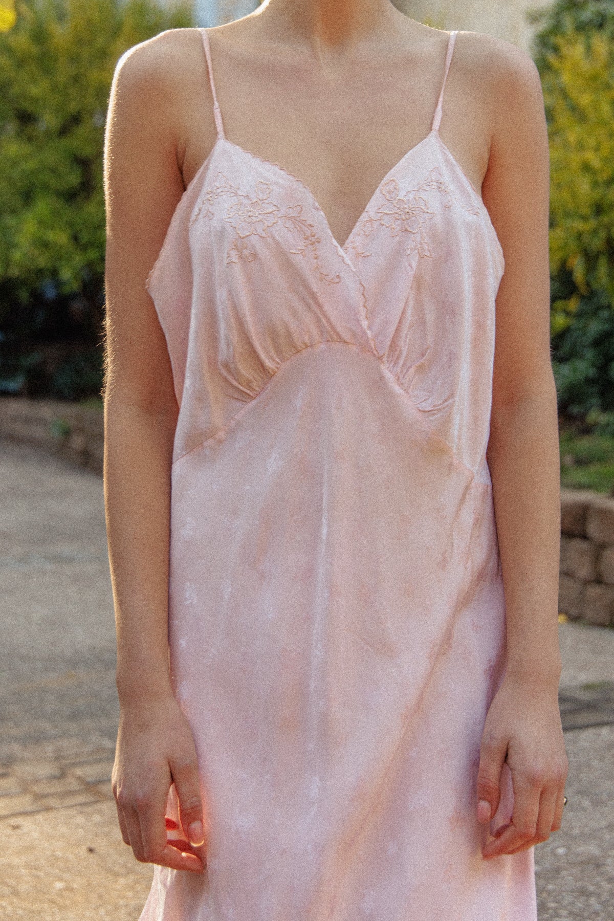 VINTAGE 1940's Pink Brocade Midi Nighgown Dress L
