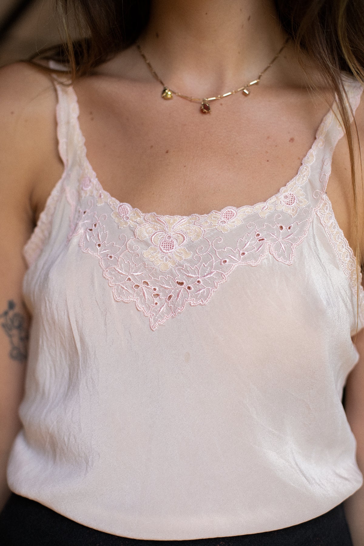 VINTAGE 1940's Pink Silk Embroidered Chemise Cami S/M