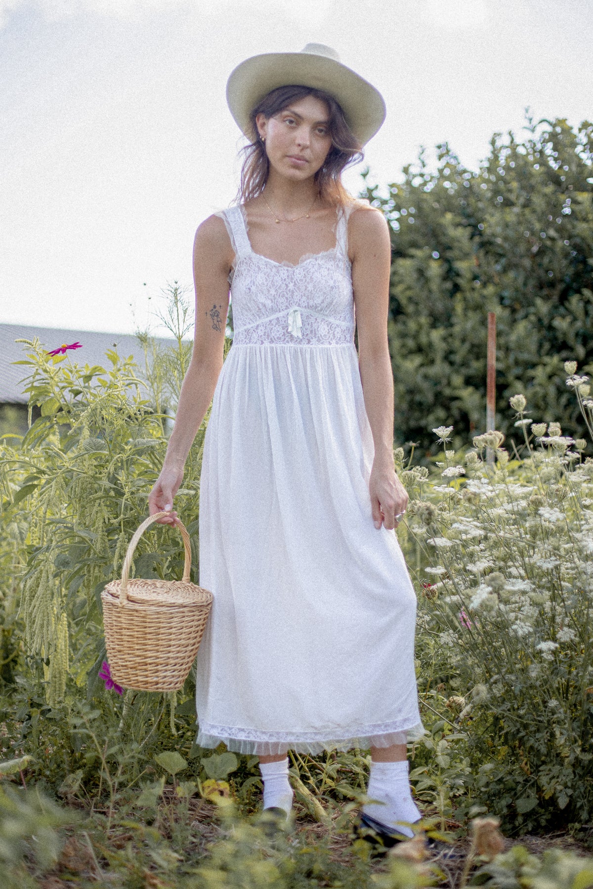 VINTAGE 1930's White Lace Yoke Nightgown Maxi Dress S