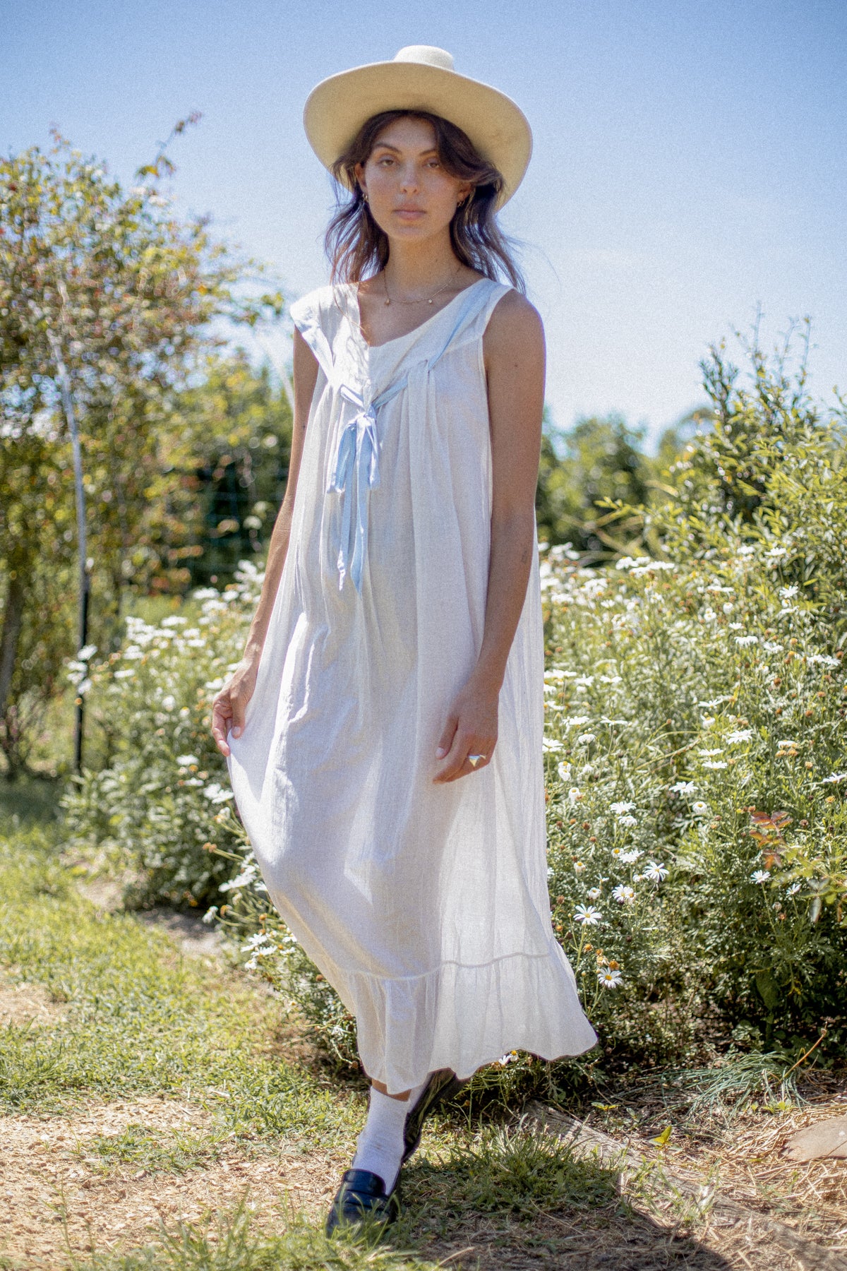 VINTAGE 1900's Edwardian White Cotton Nightgown With Blue Bow Size S/M/L