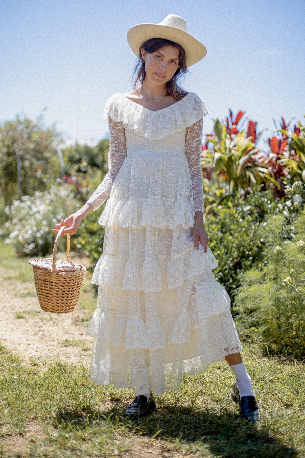 VINTAGE 1970's Tiered Lace Maxi Wedding Dress S