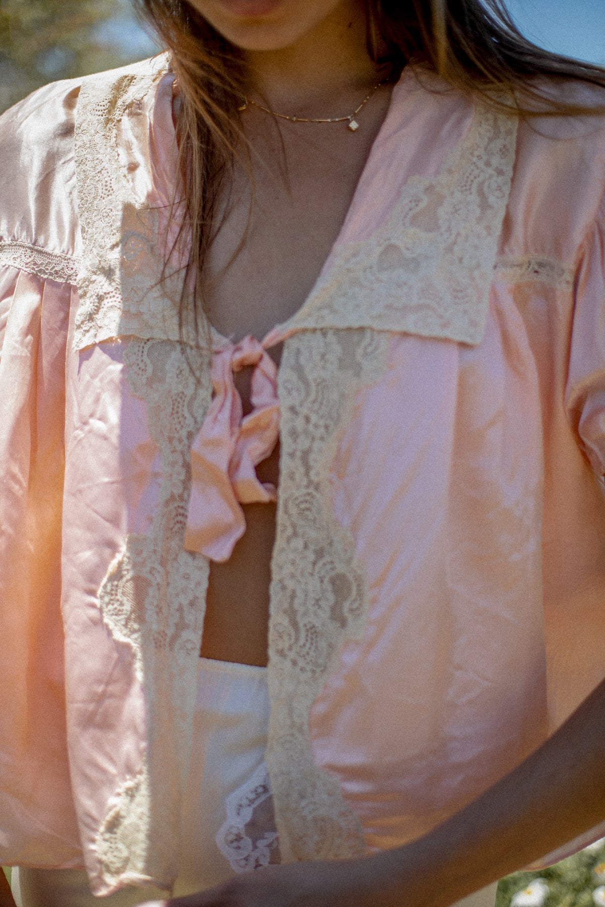 VINTAGE 1930's Pink Lace Trimmed Rayon Bed Jacket Blouse M/L