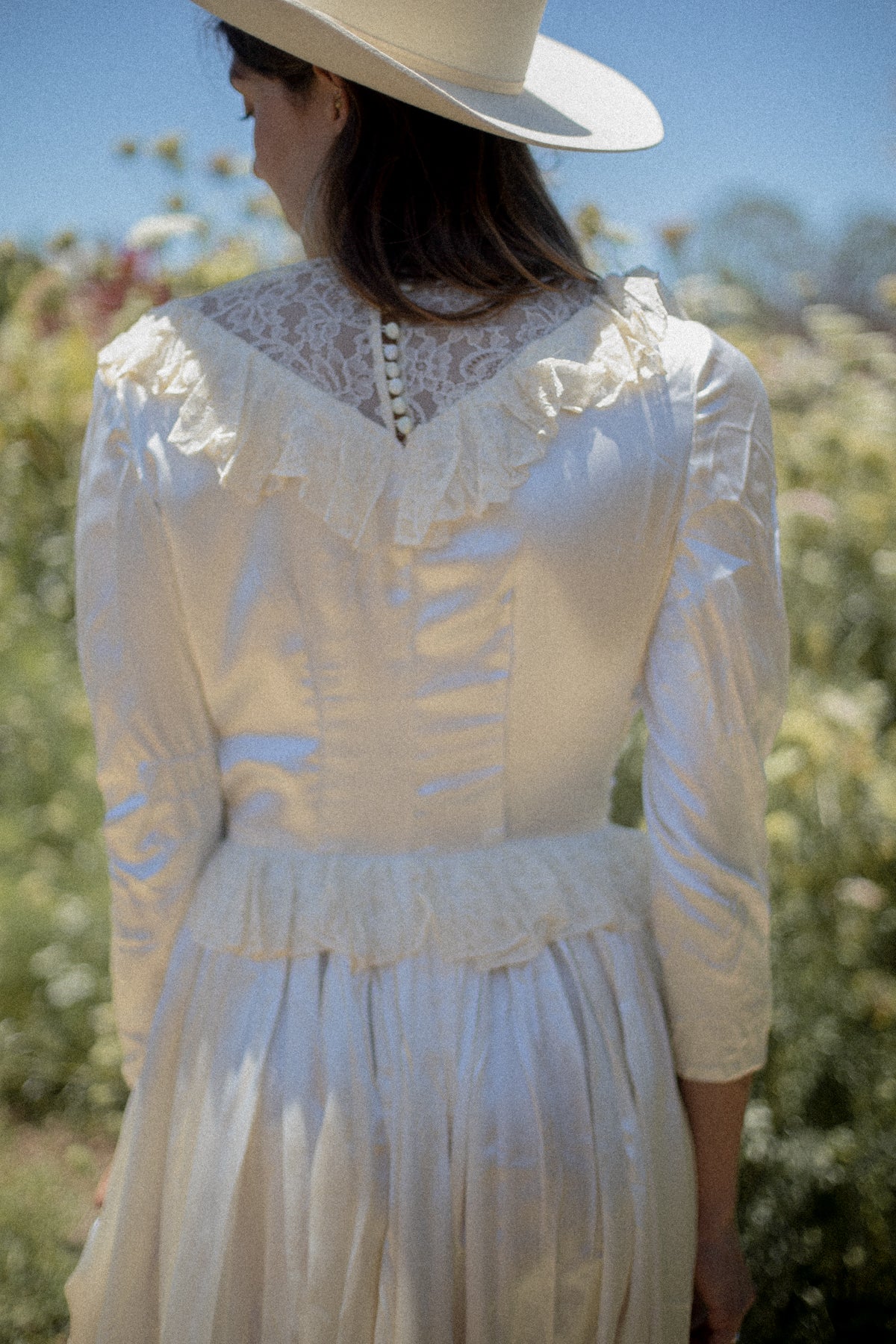 VINTAGE 1940's Ivory Satin Circle Skirt Wedding Dress S