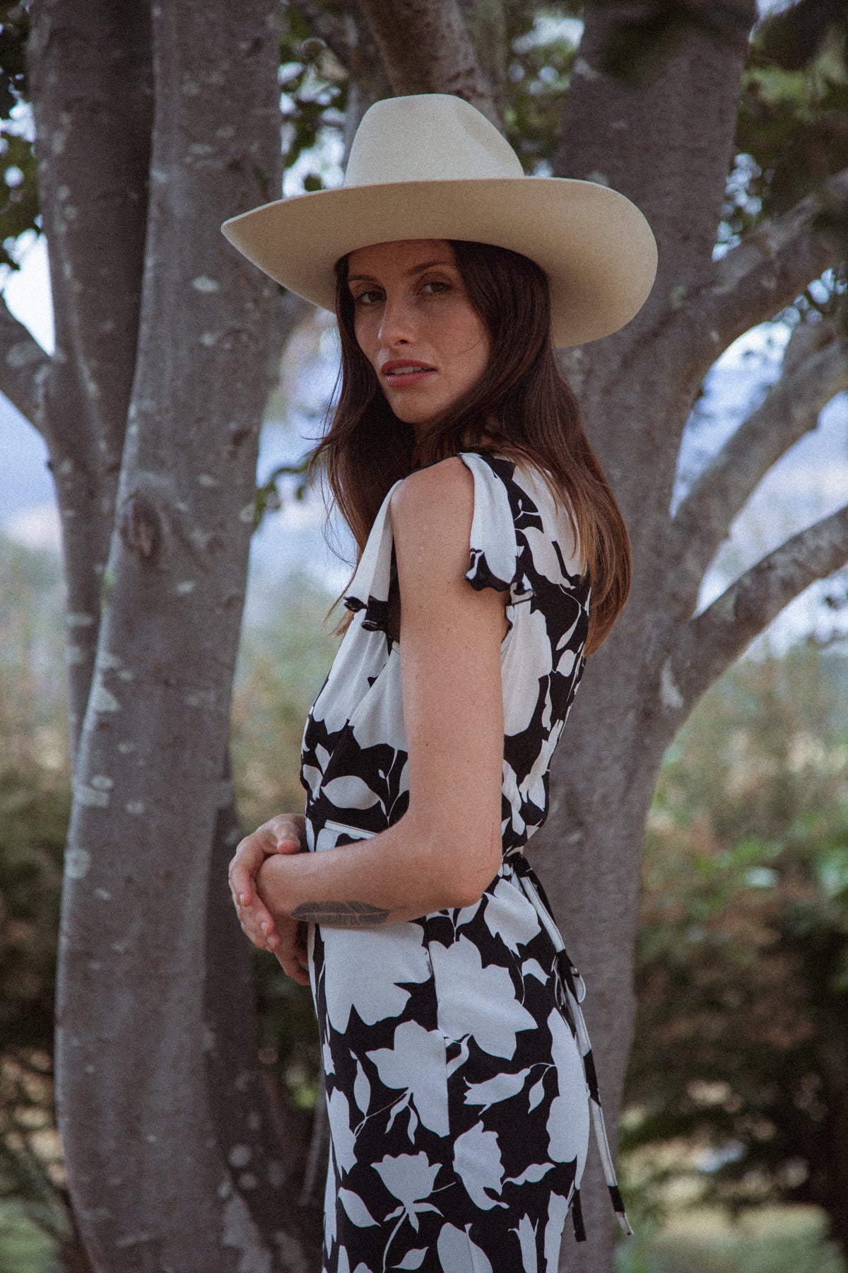 VINTAGE Y2K Black And White Floral Midi With S/M