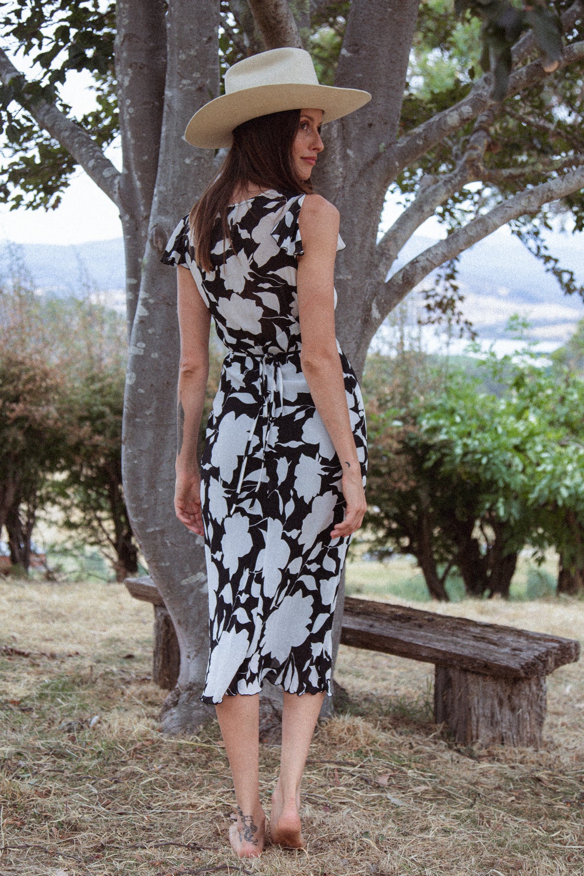 VINTAGE Y2K Black And White Floral Midi With S/M