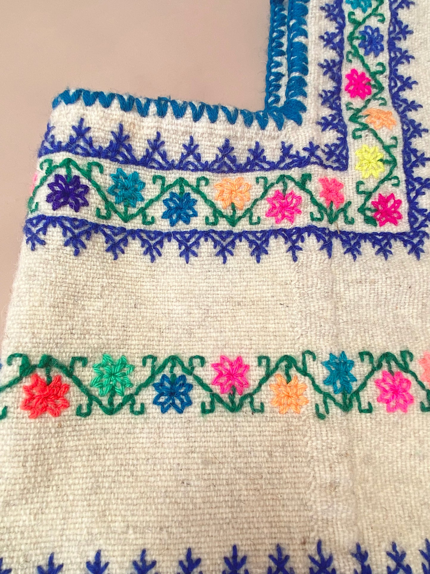 VINTAGE Kids Ivory Wool Embroidered Poncho Free Size From 3