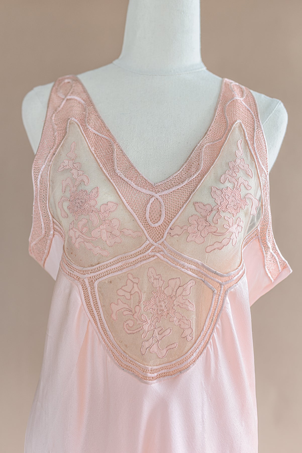 VINTAGE 1940's Pink 100% Silk Maxi Nightgown Dress M/L