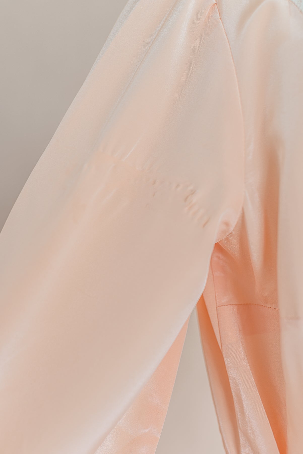 VINTAGE 1940's Peach Pink Lace Trimmed Peignoir Robe S/M