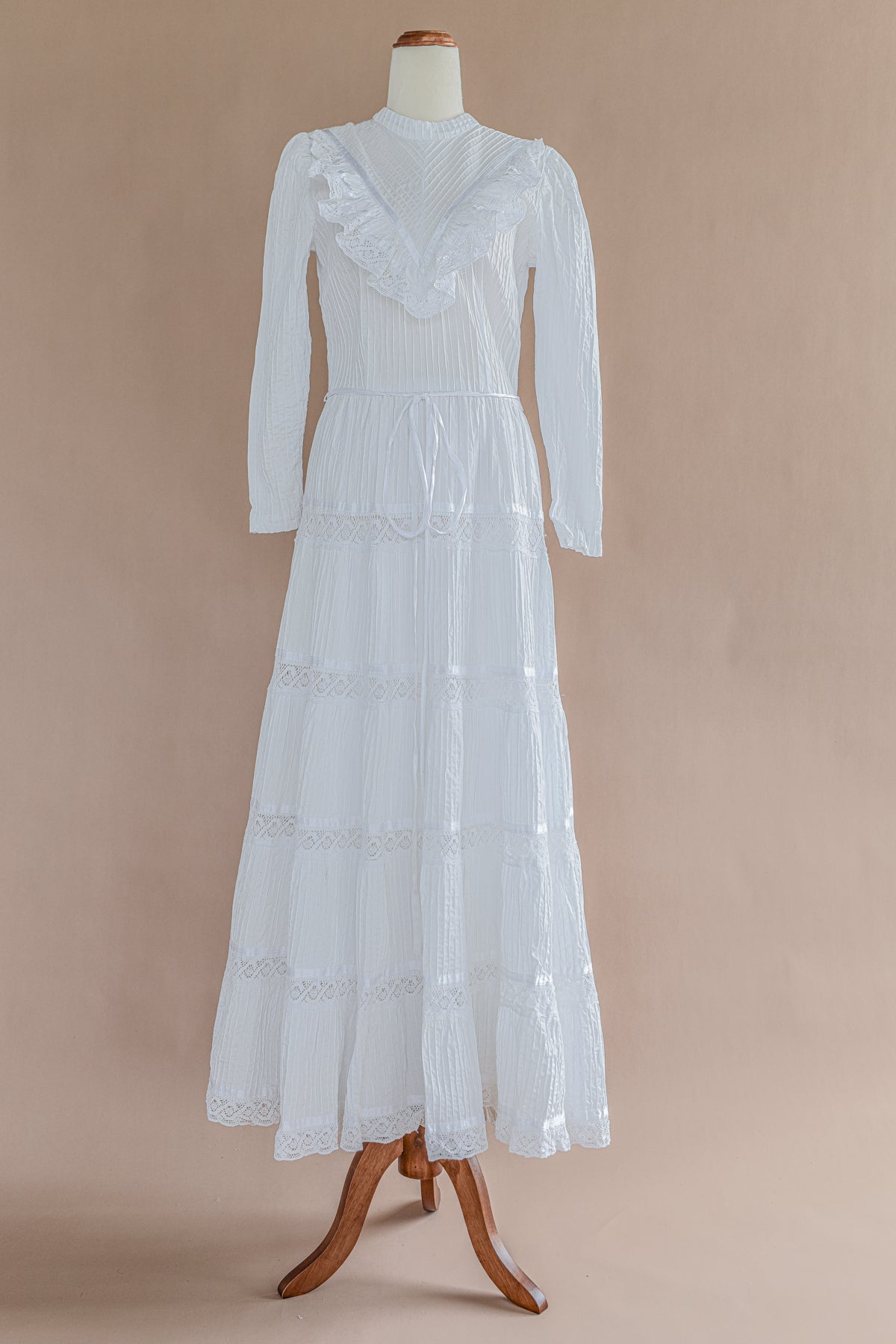 VINTAGE 1960's White Pintuck Cotton High Neck Mexican Wedding Dress S