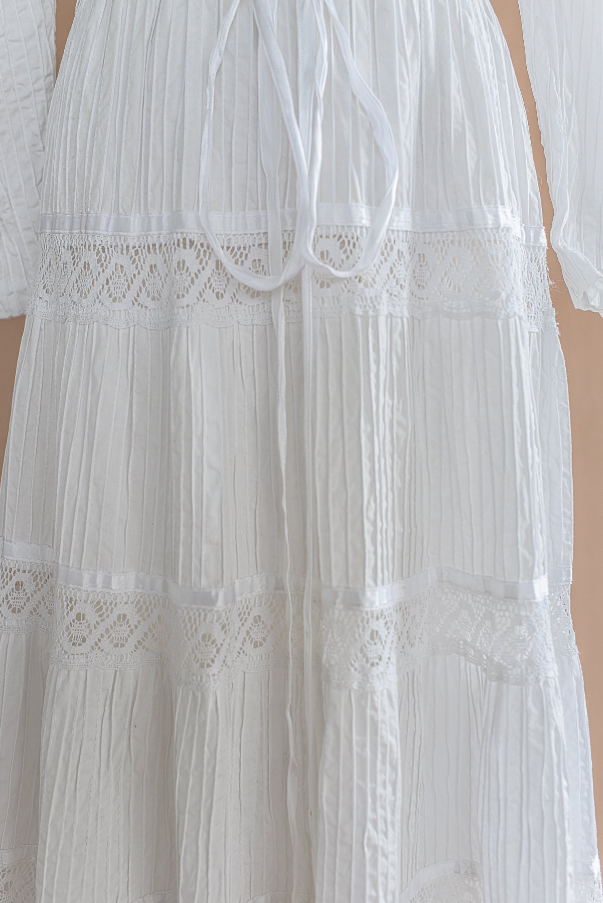 VINTAGE 1960's White Pintuck Cotton High Neck Mexican Wedding Dress S