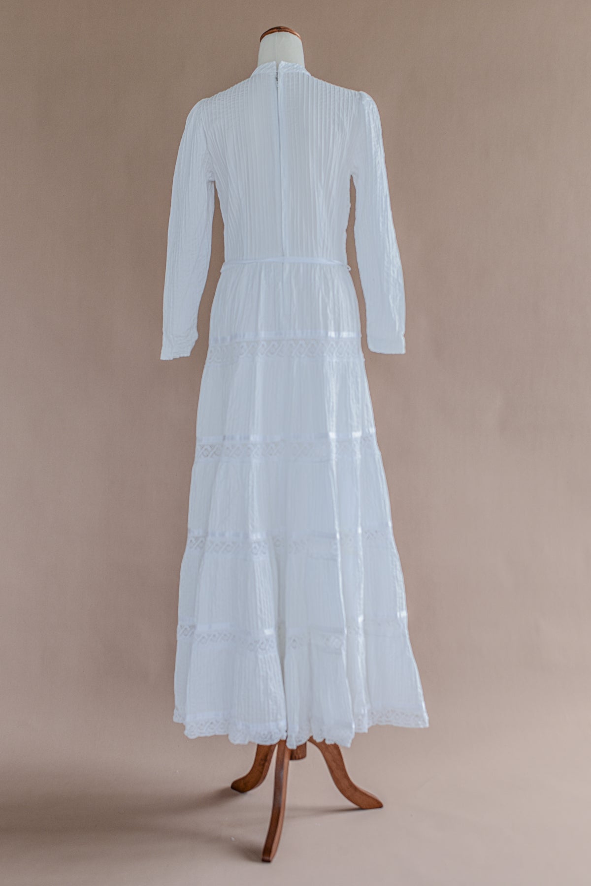 VINTAGE 1960's White Pintuck Cotton High Neck Mexican Wedding Dress S