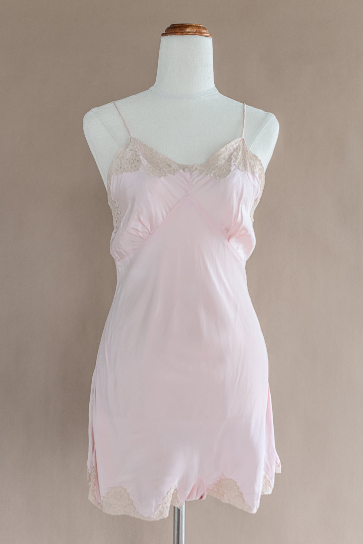 VINTAGE 1940's Pink Lace Trimmed Teddy Romper S