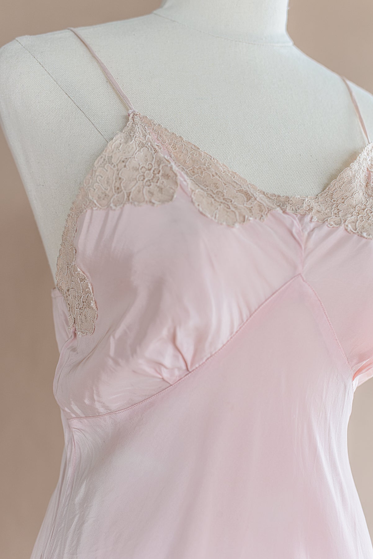 VINTAGE 1940's Pink Lace Trimmed Teddy Romper S