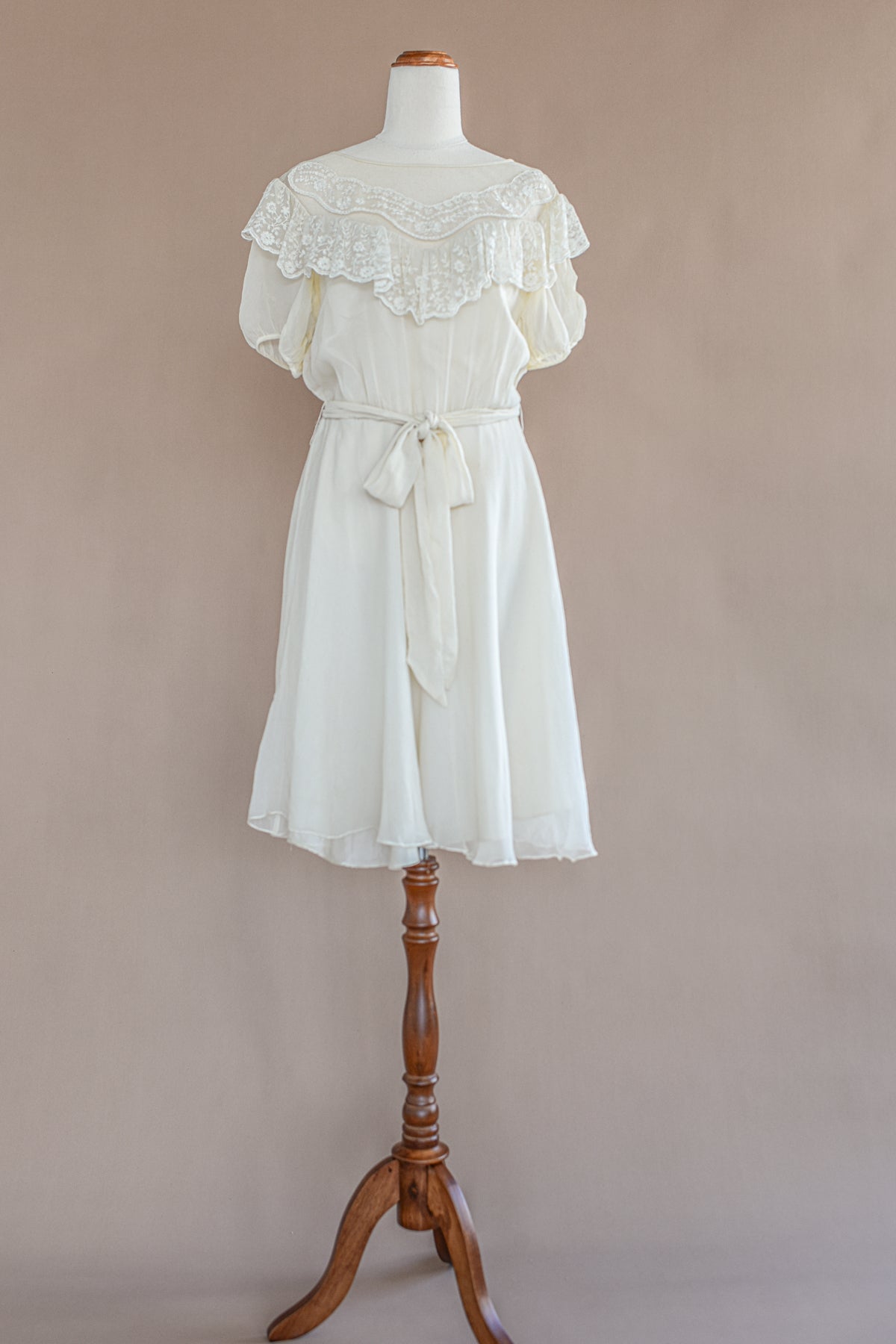 VINTAGE 100% Silk Ivory Chiffon Lace Yoke Mini Dress S/M/L