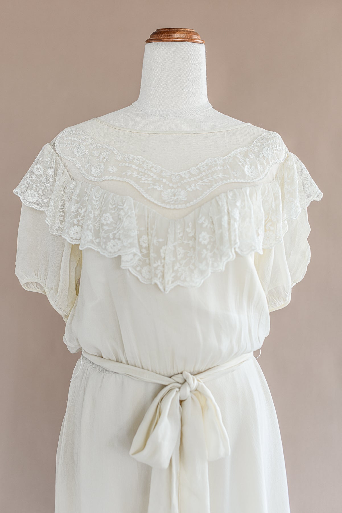 VINTAGE 100% Silk Ivory Chiffon Lace Yoke Mini Dress S/M/L