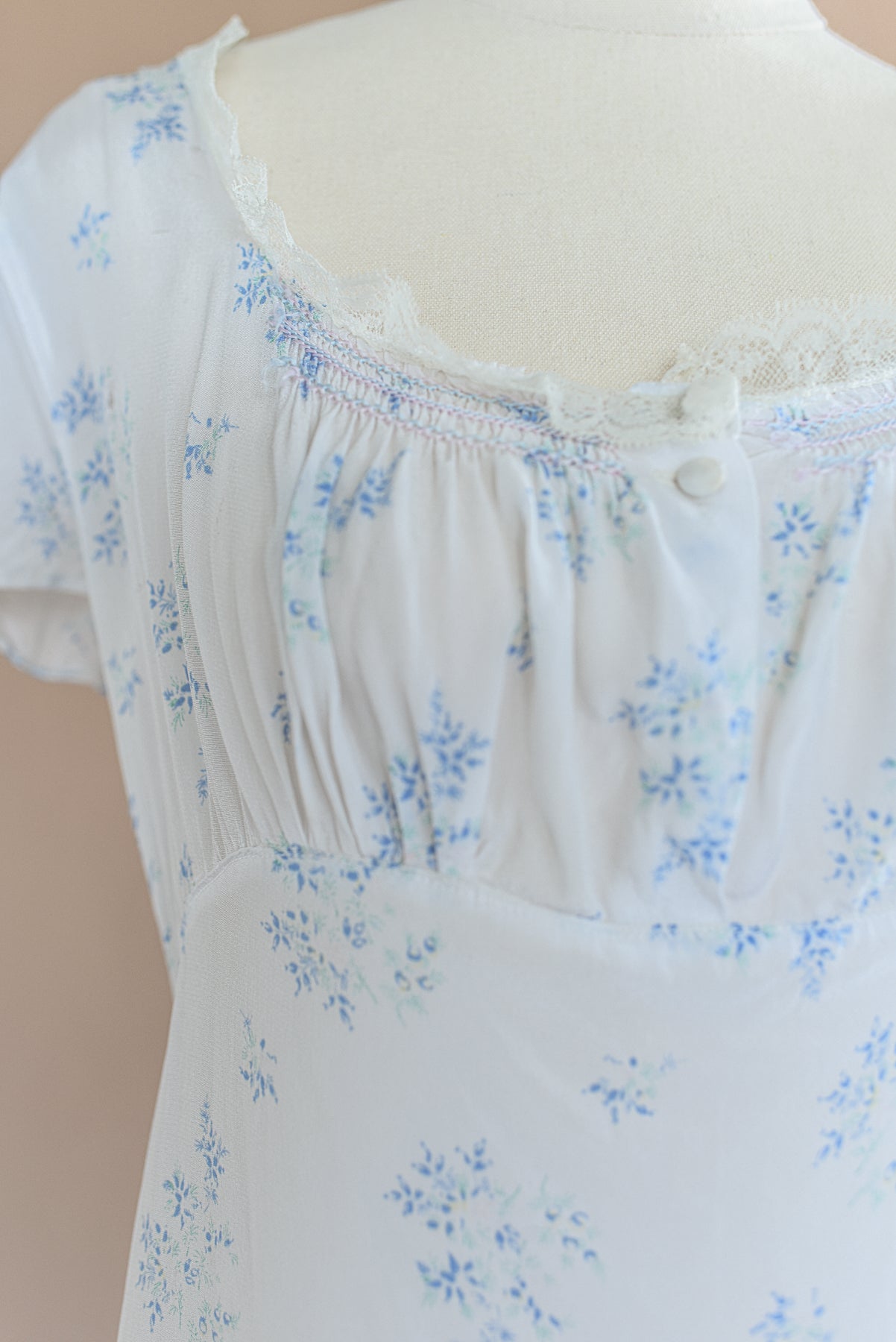 VINTAGE 1940's Blue Floral Midi Nightgown Dress M