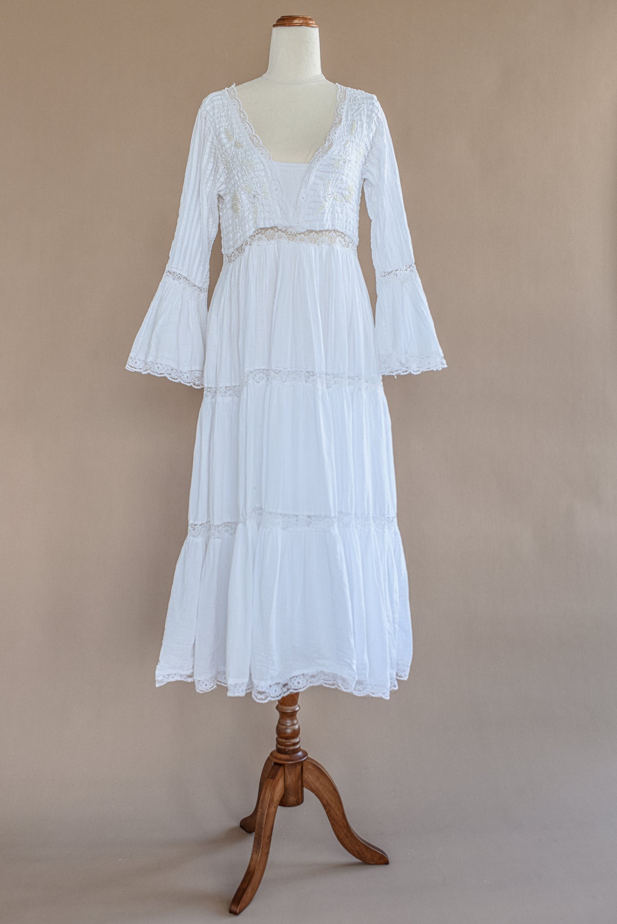 VINTAGE 1960's White Cotton Trumpet Sleeve Tiered Dress S/M