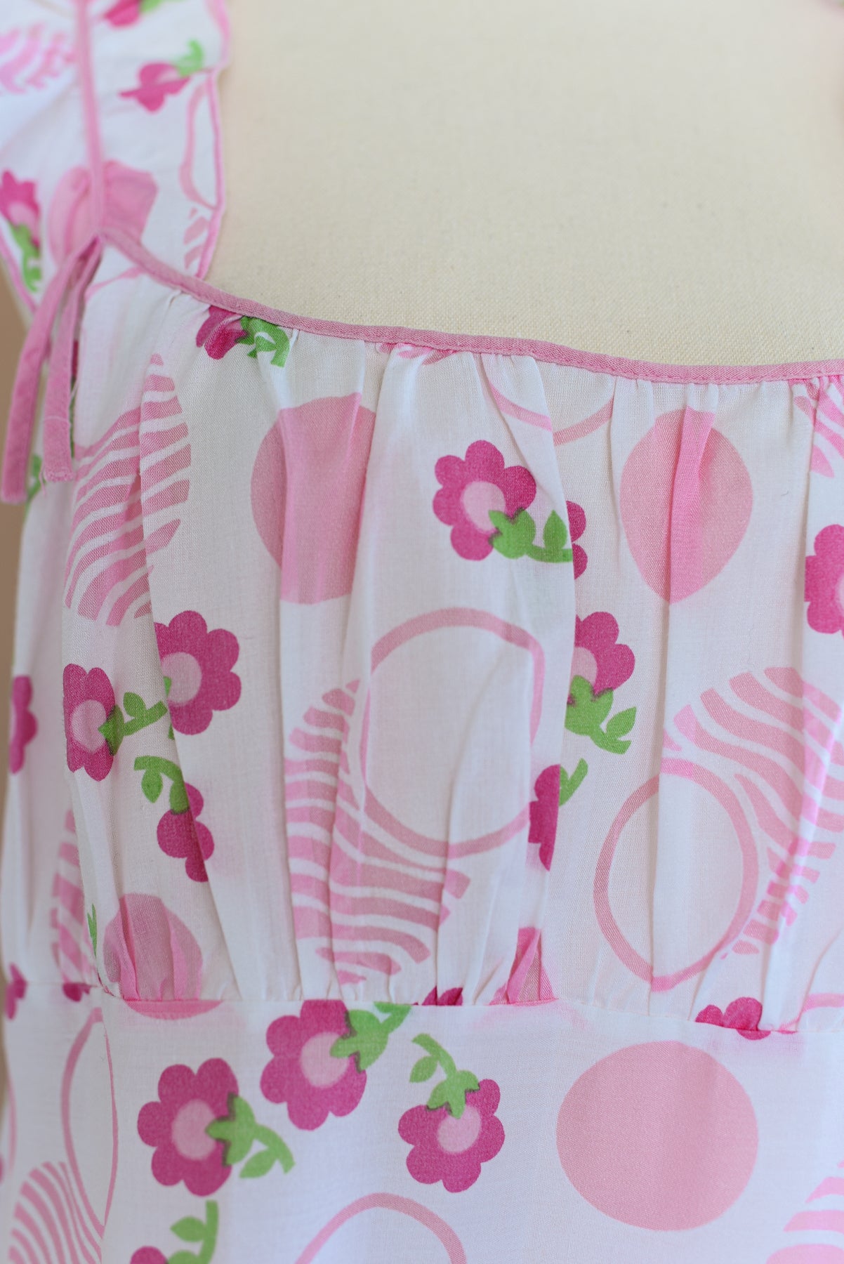 VINTAGE 1960's Pink Floral Nightgown Maxi Dress M/L