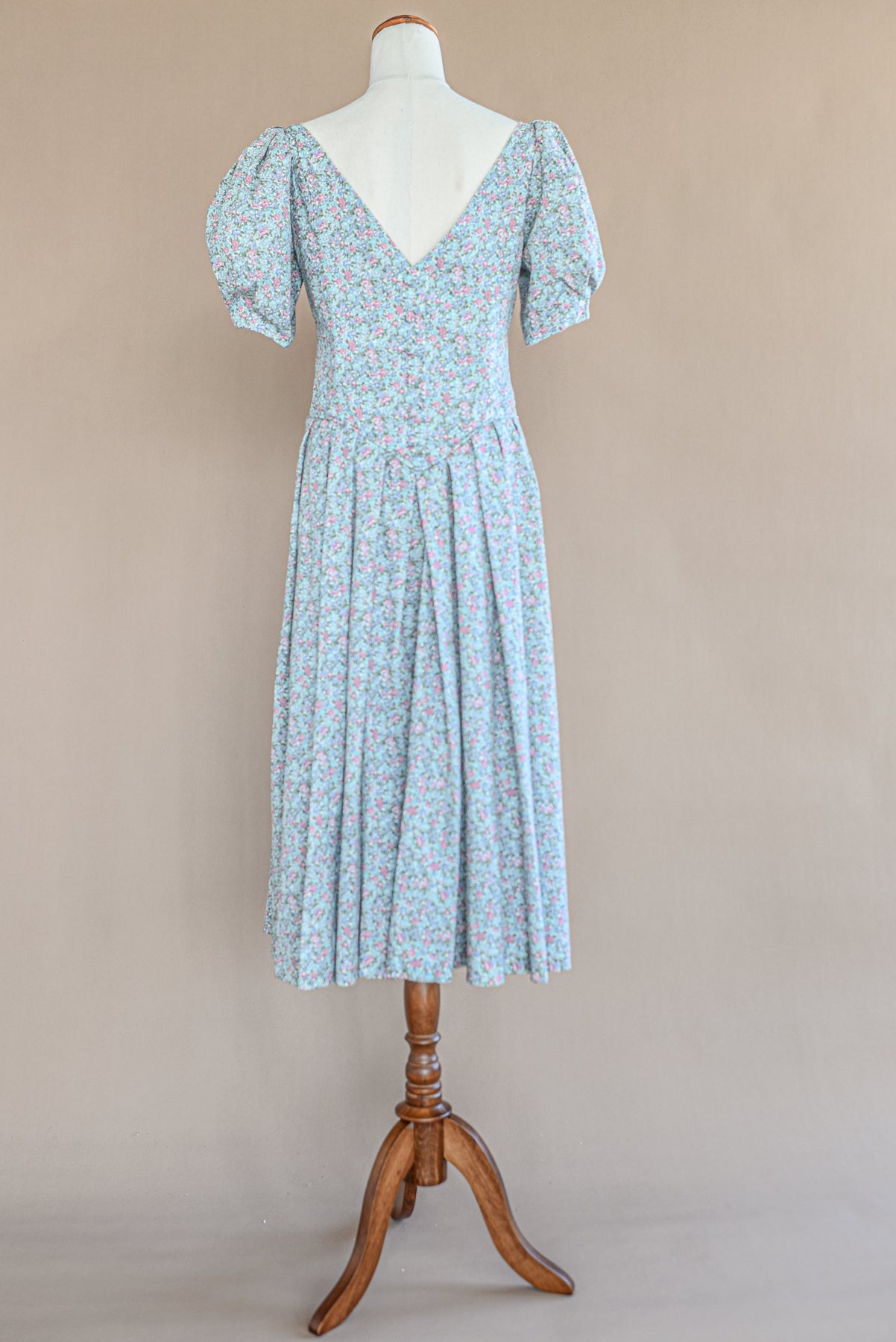 VINTAGE 1960's Ditsy Floral Pouf Sleeve Midi Dress S