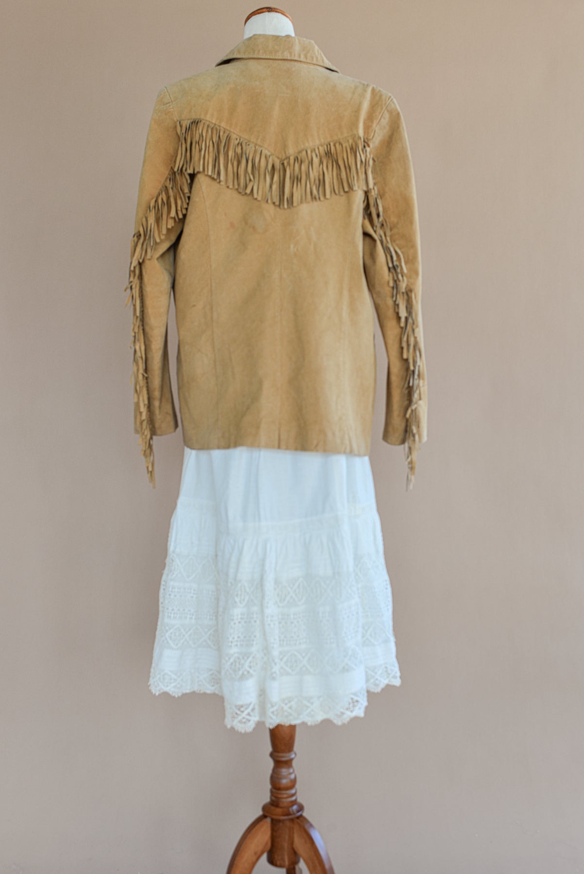 VINTAGE Tan Suede Leather Fringed Jacket M/L