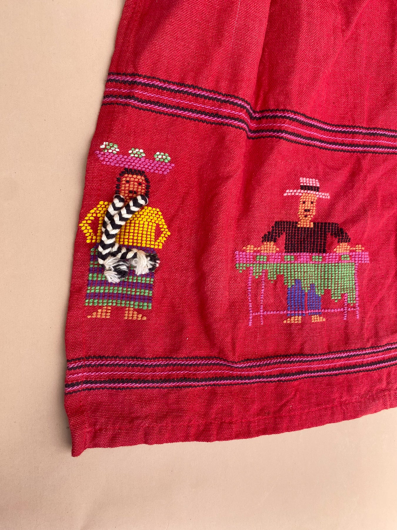 VINTAGE Kids Red Embroidered Guatamalan Apron 6 +
