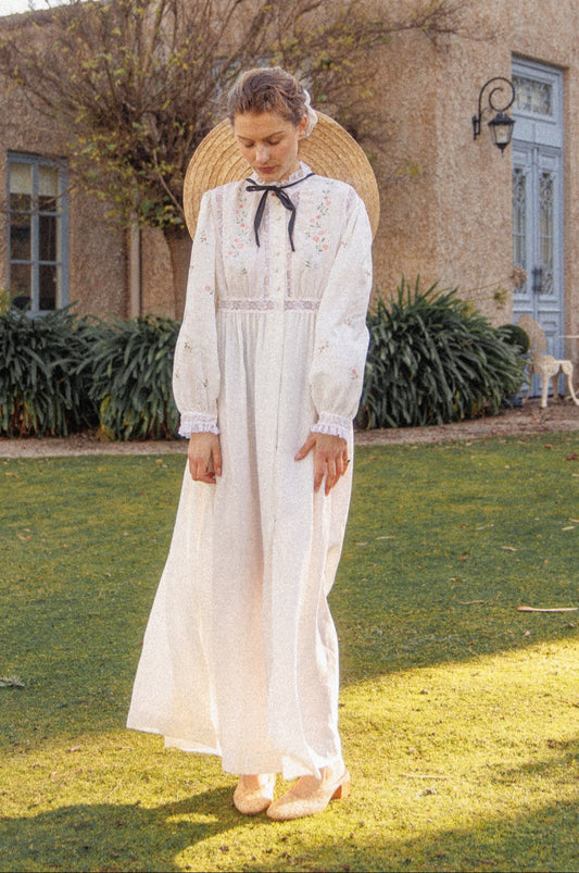 VINTAGE 1940's White Button Down Satin Nightgown Maxi Dress/Robe With Flower Embroidery S/M