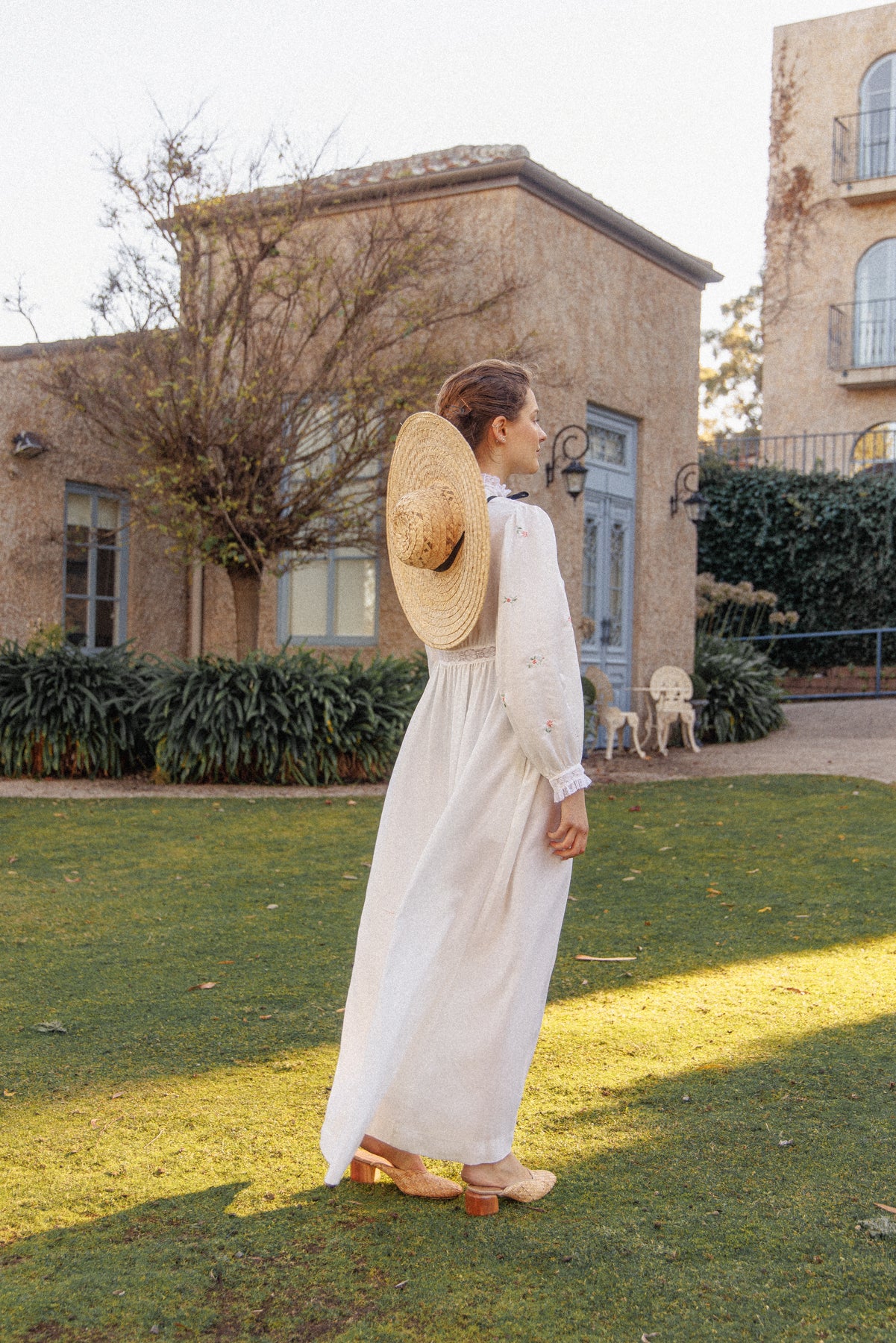 VINTAGE 1940's White Button Down Satin Nightgown Maxi Dress/Robe With Flower Embroidery S/M