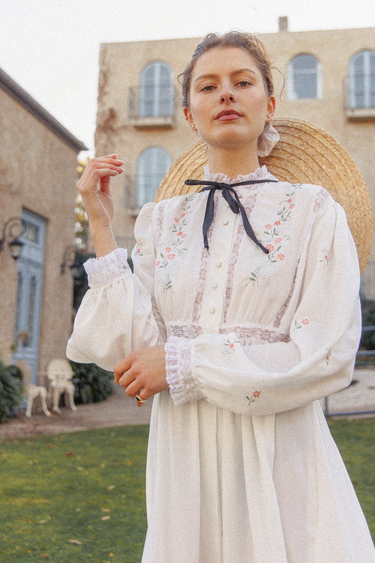VINTAGE 1940's White Button Down Satin Nightgown Maxi Dress/Robe With Flower Embroidery S/M