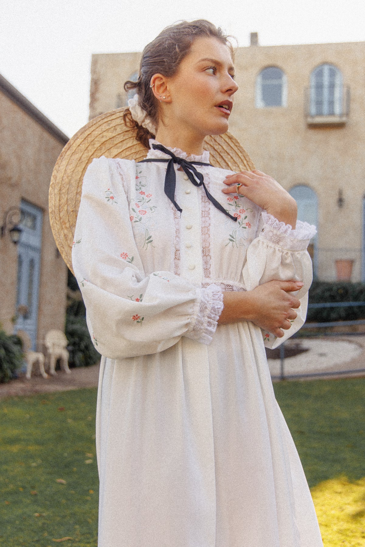 VINTAGE 1940's White Button Down Satin Nightgown Maxi Dress/Robe With Flower Embroidery S/M