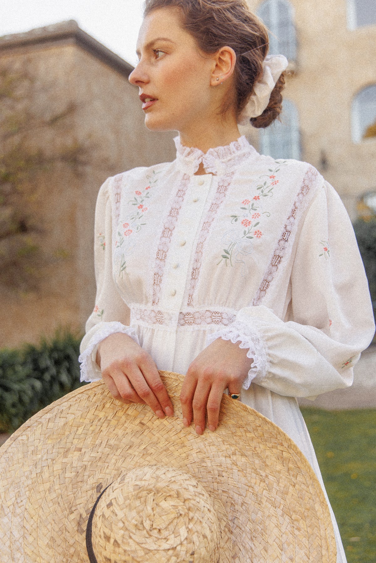 VINTAGE 1940's White Button Down Satin Nightgown Maxi Dress/Robe With Flower Embroidery S/M