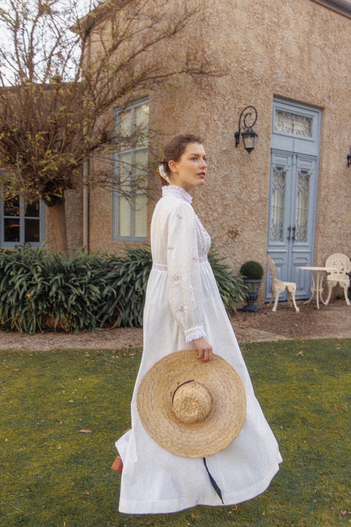 VINTAGE 1940's White Button Down Satin Nightgown Maxi Dress/Robe With Flower Embroidery S/M