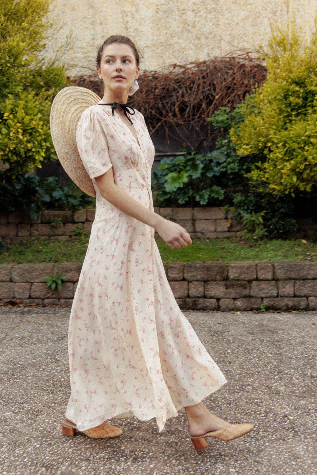 VINTAGE 1930's Peachy Pink Floral Peignoir Nightgown Robe Dress S/M