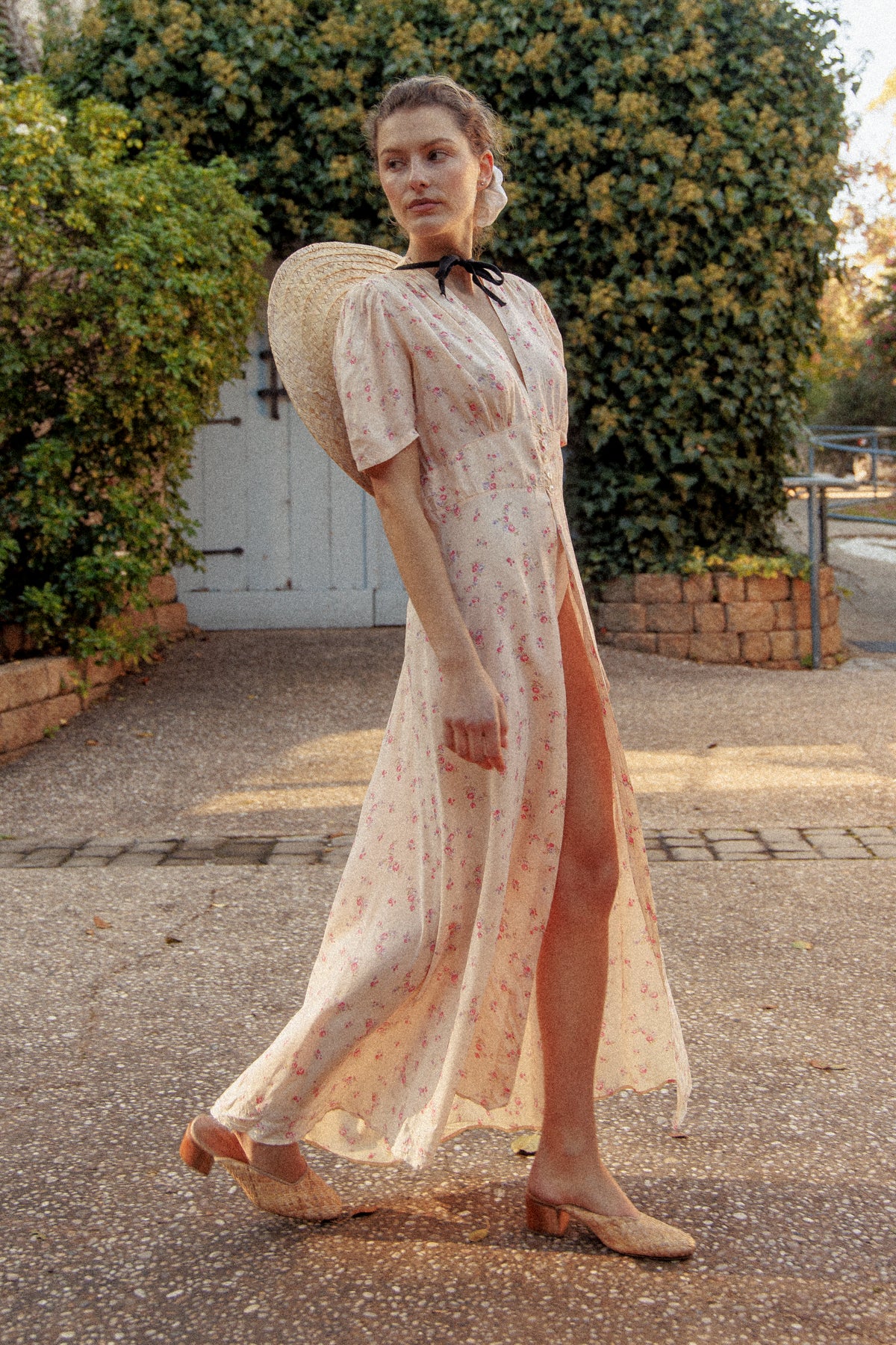 VINTAGE 1930's Peachy Pink Floral Peignoir Nightgown Robe Dress S/M