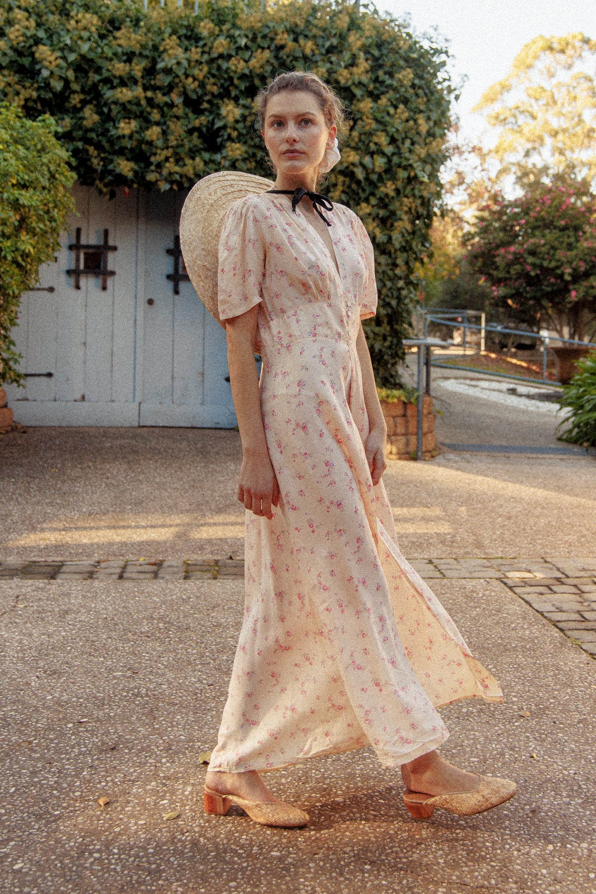 VINTAGE 1930's Peachy Pink Floral Peignoir Nightgown Robe Dress S/M