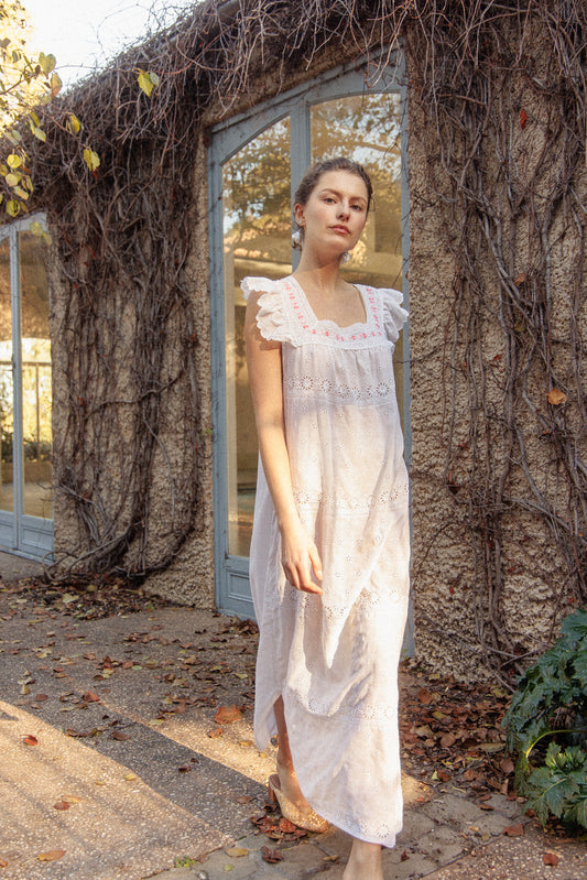 VINTAGE 1960's White Broderie Anglainse Maxi Dress With Floral Embroidery S/M